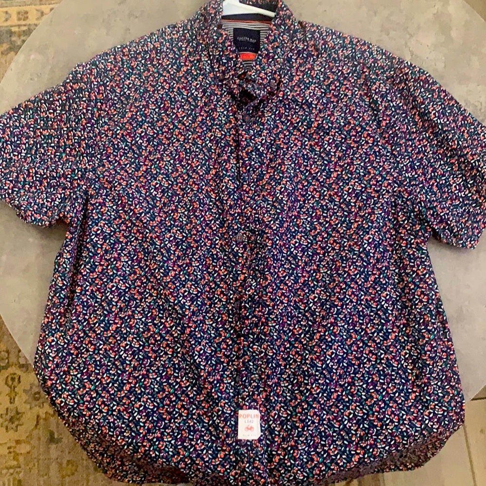 Men’s short sleeve dress shirt, slim fit